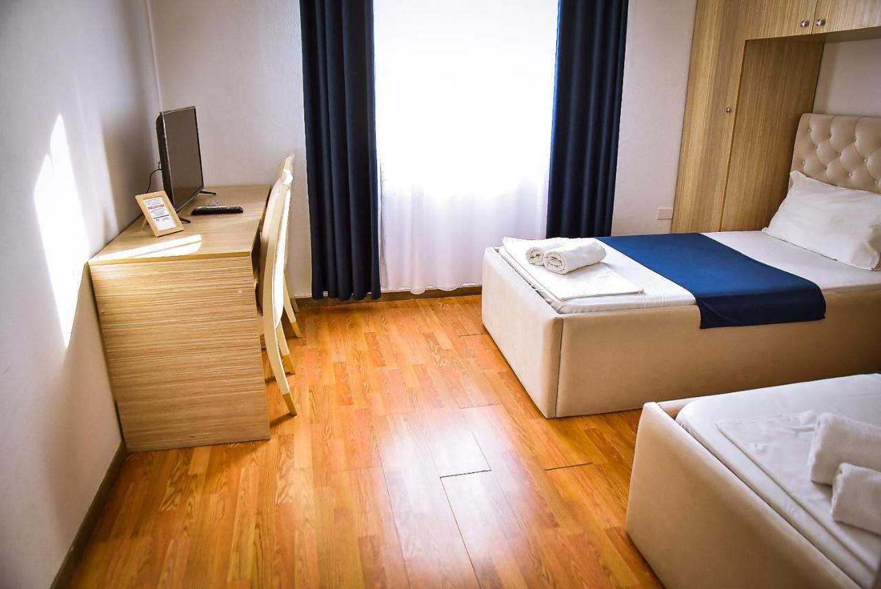 Hotel Jurgen Rinas Kültér fotó