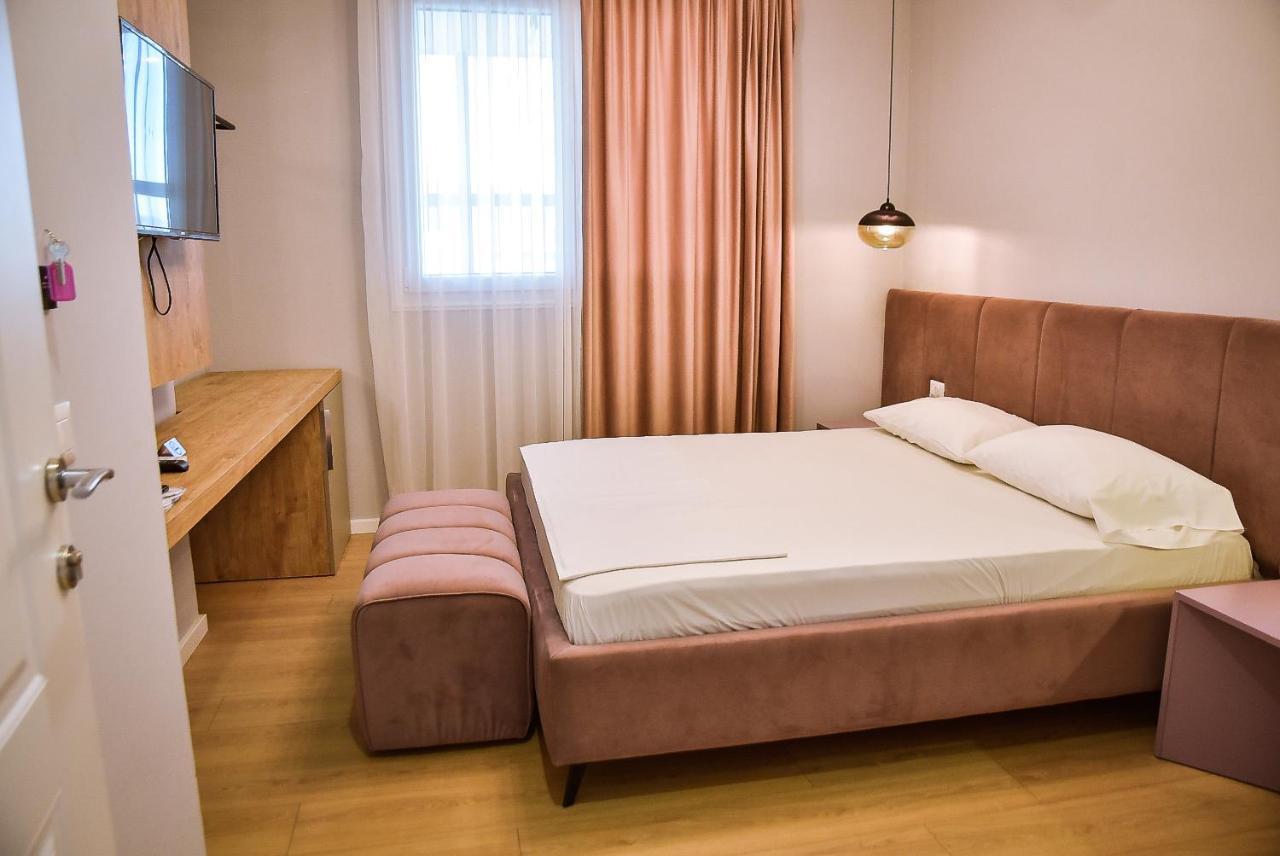 Hotel Jurgen Rinas Kültér fotó