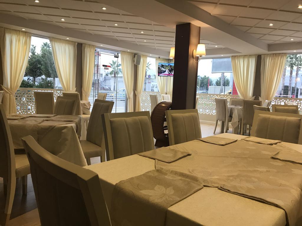 Hotel Jurgen Rinas Kültér fotó